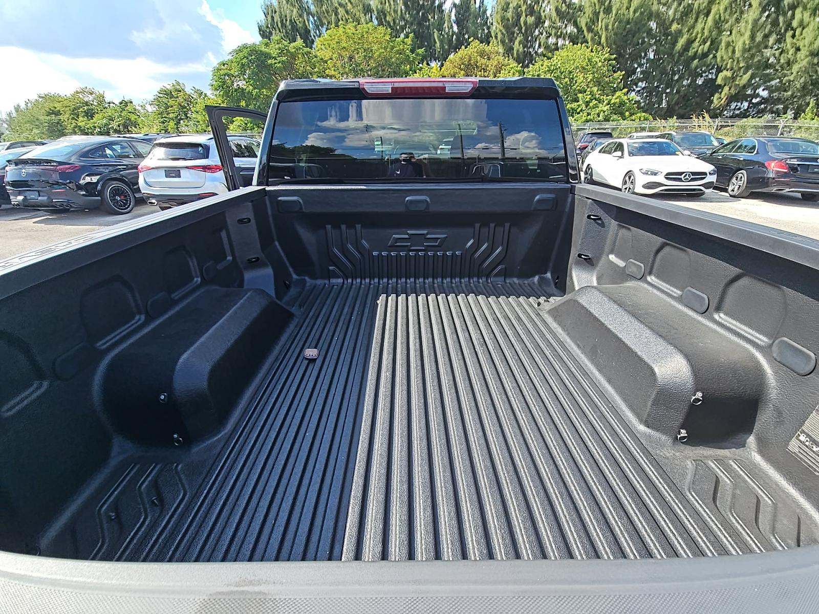 2023 Chevrolet Silverado 1500 LT RWD