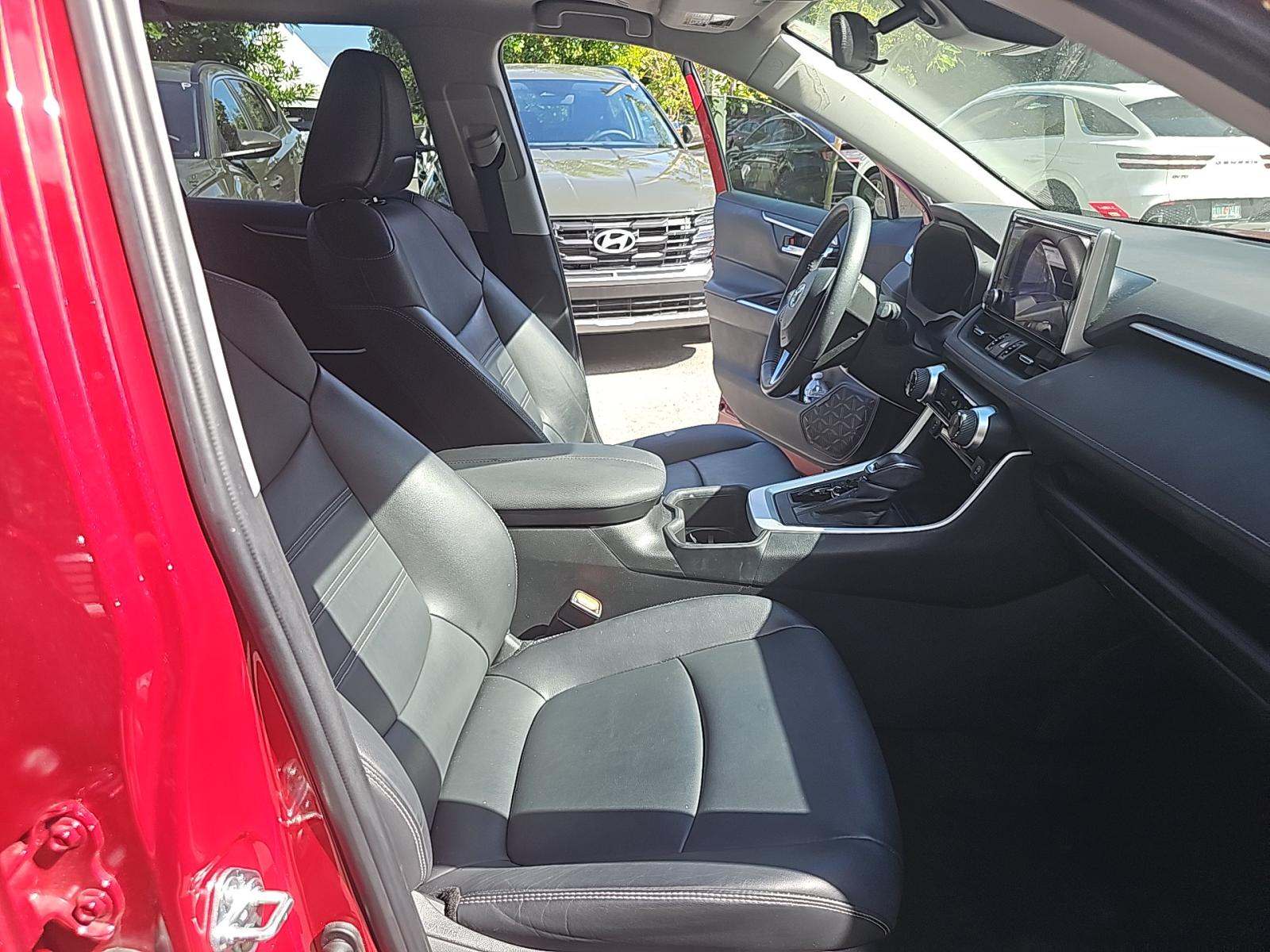 2023 Toyota RAV4 XLE Premium FWD