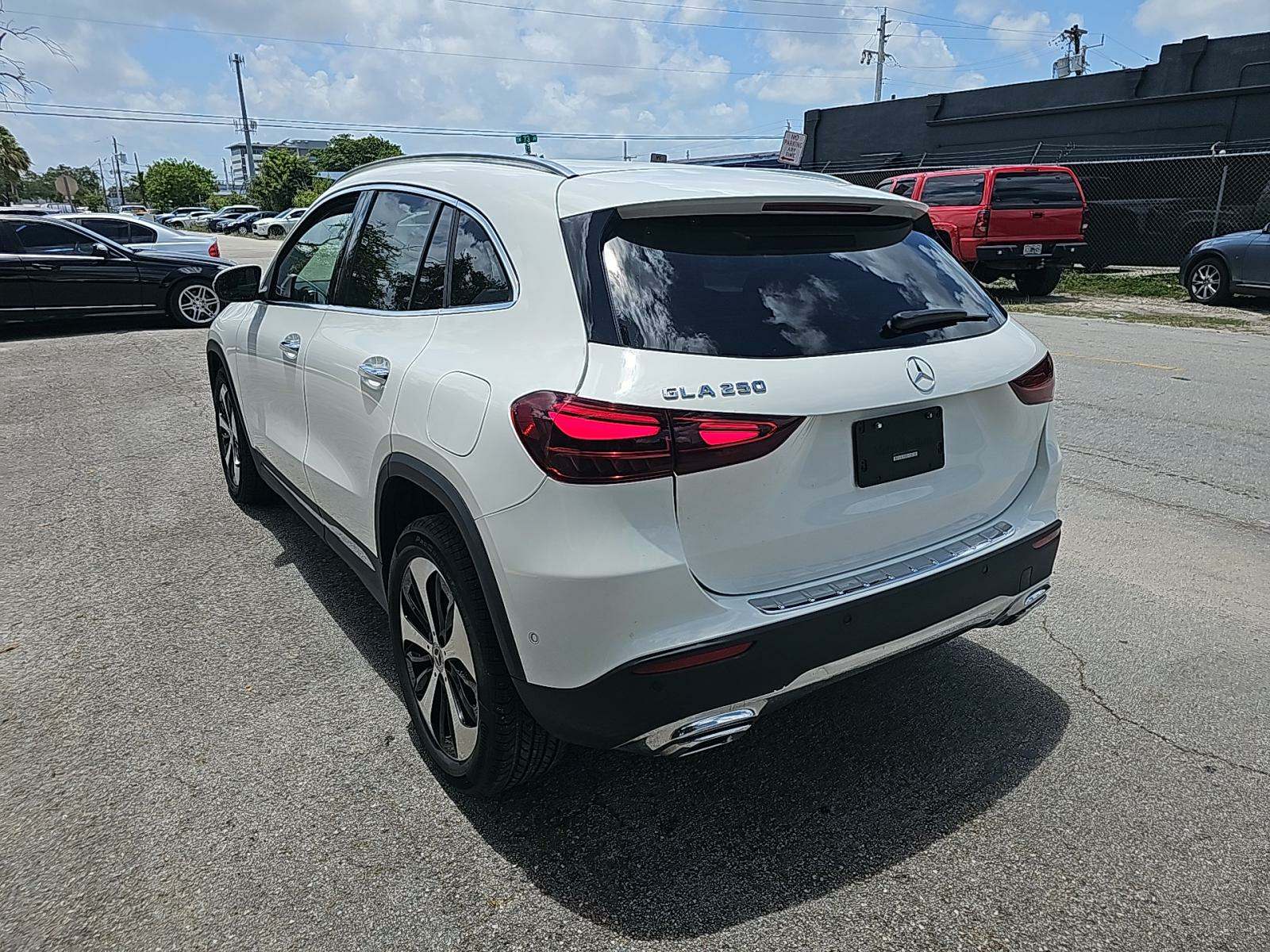 2024 Mercedes-Benz GLA 250