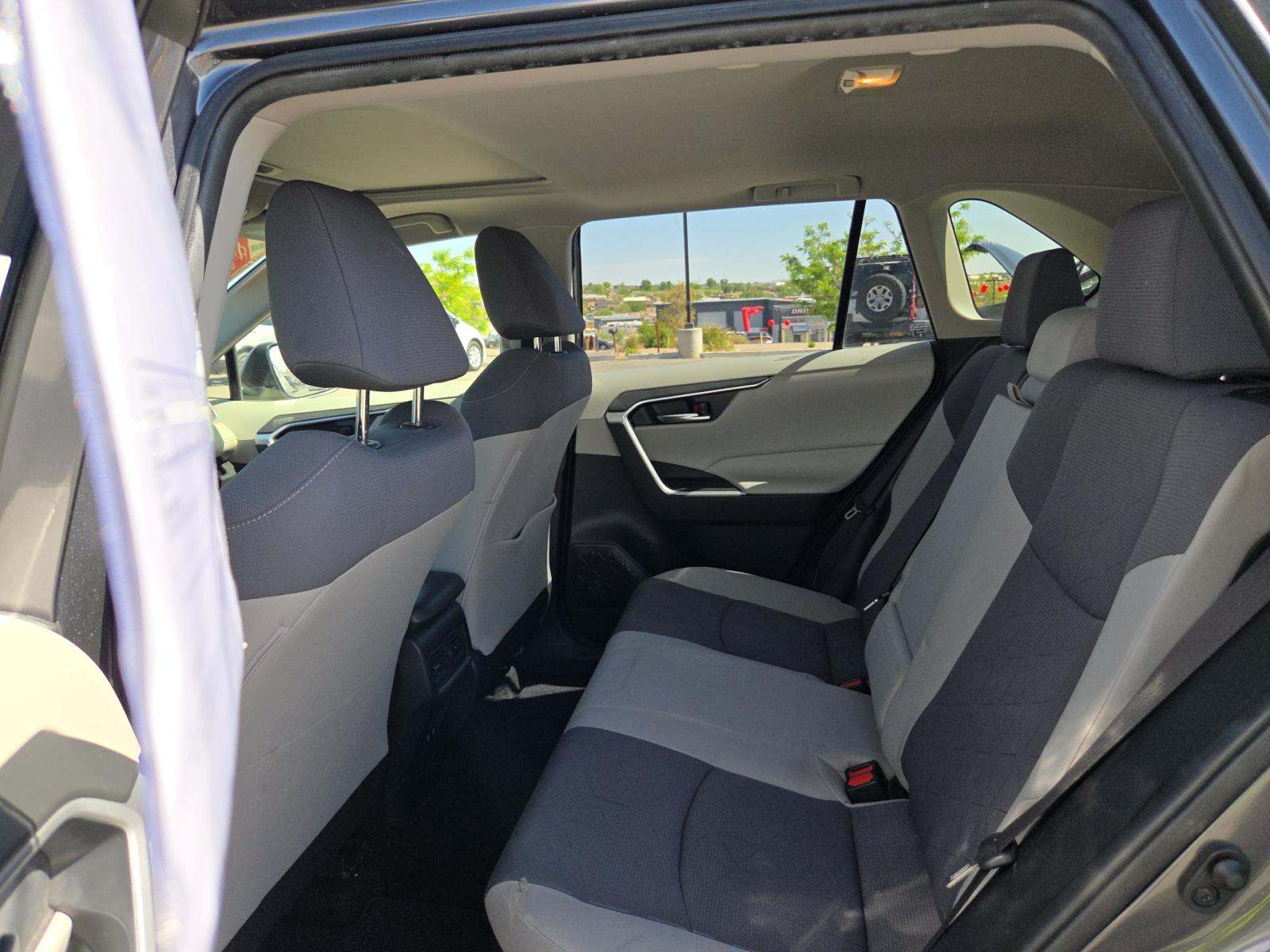TOYOTA RAV4 - 9
