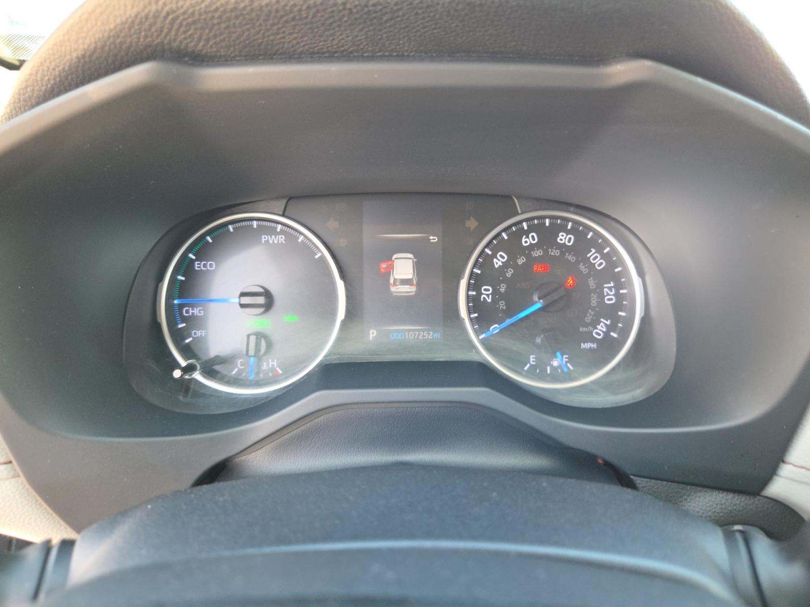 TOYOTA RAV4 - 5