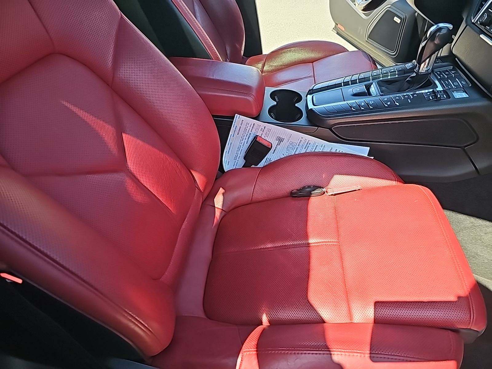 2017 Porsche Macan Turbo AWD