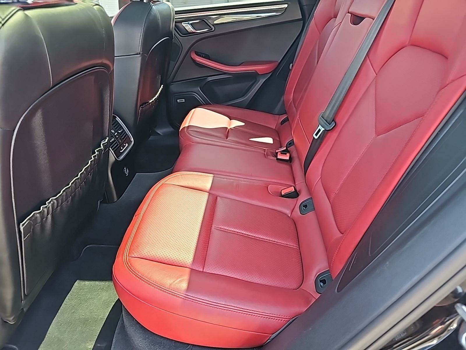 2017 Porsche Macan Turbo AWD