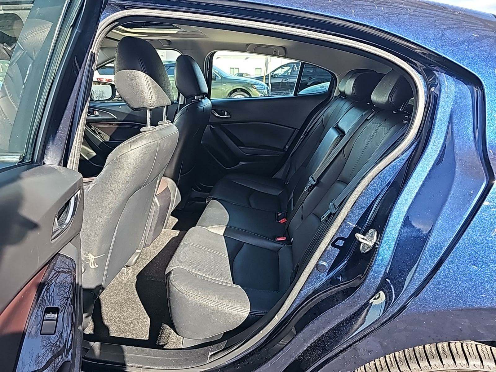 2018 MAZDA MAZDA3 Grand Touring FWD