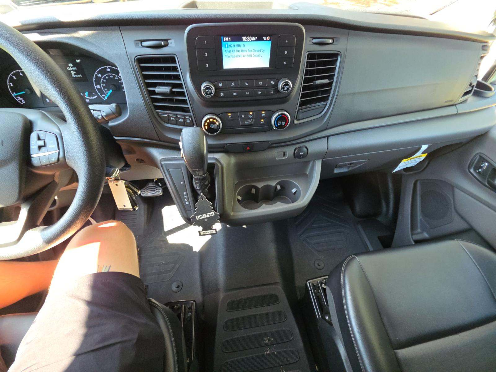 FORD TRANSIT 250 - 10
