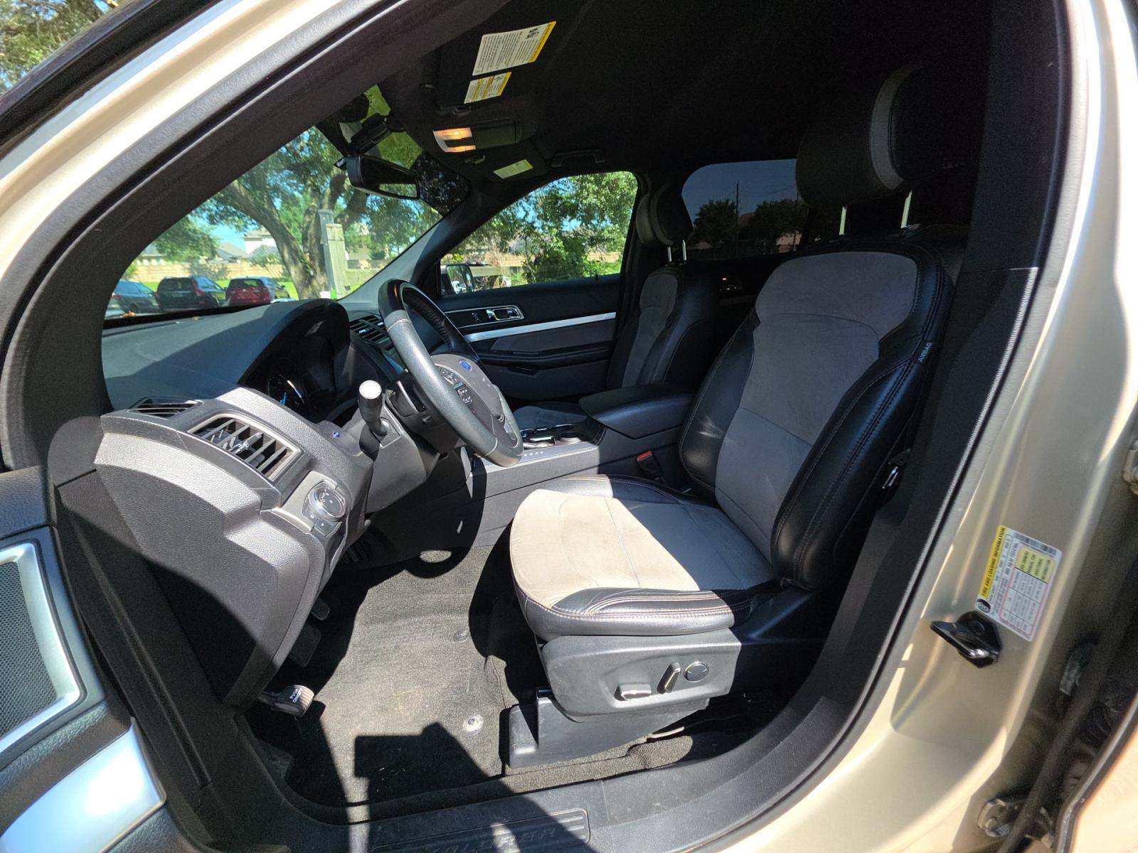 FORD EXPLORER - 2