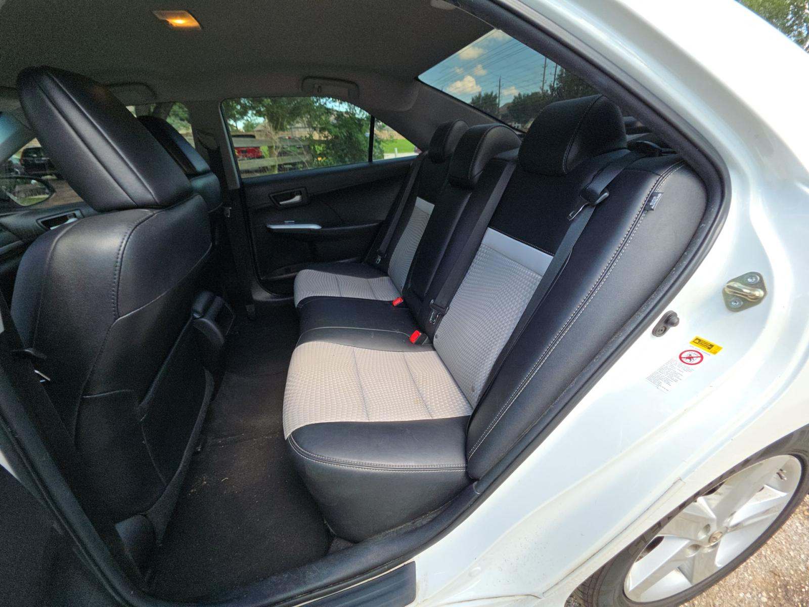 TOYOTA CAMRY - 9
