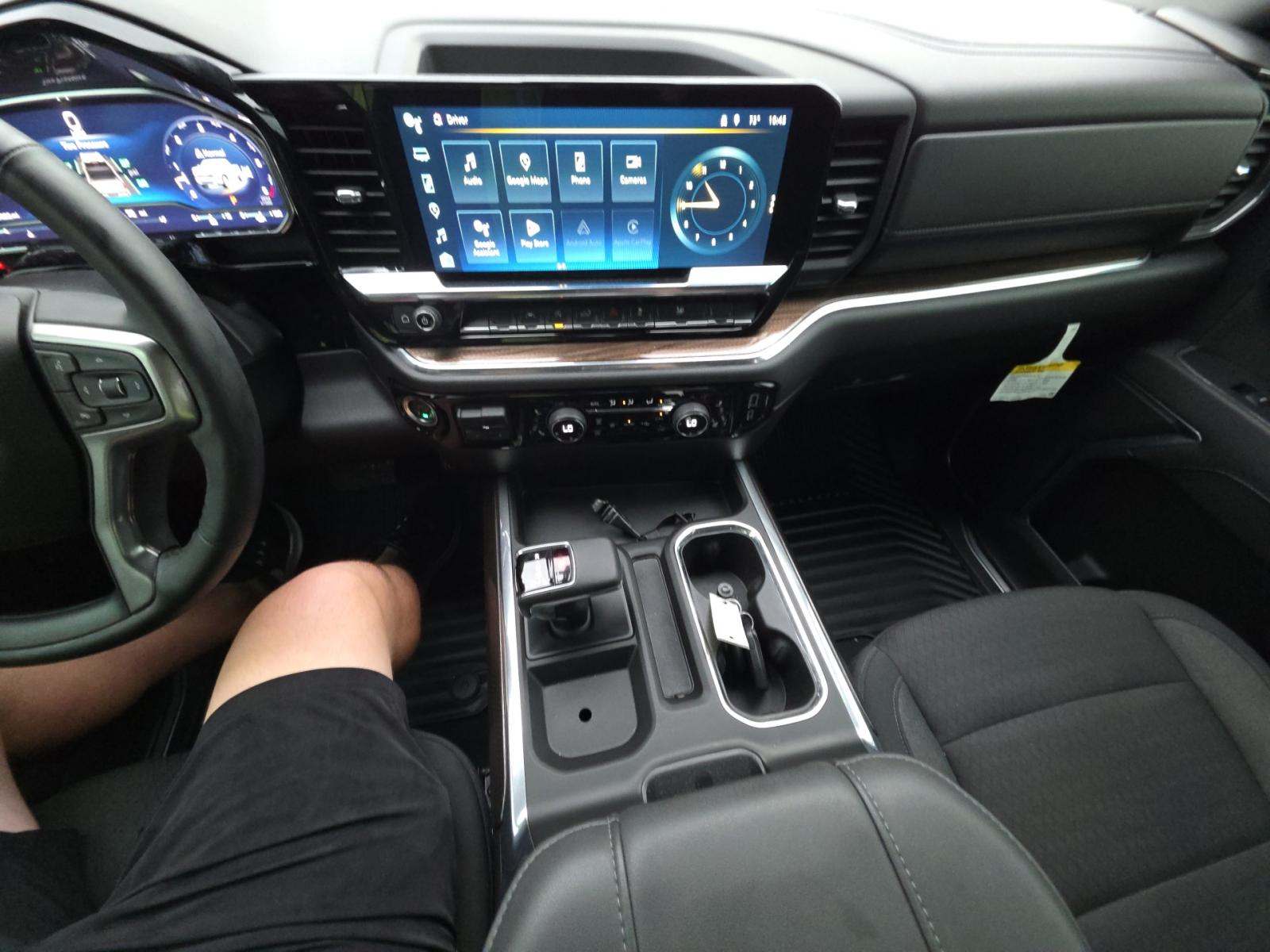 2024 Chevrolet Silverado 1500 RST AWD