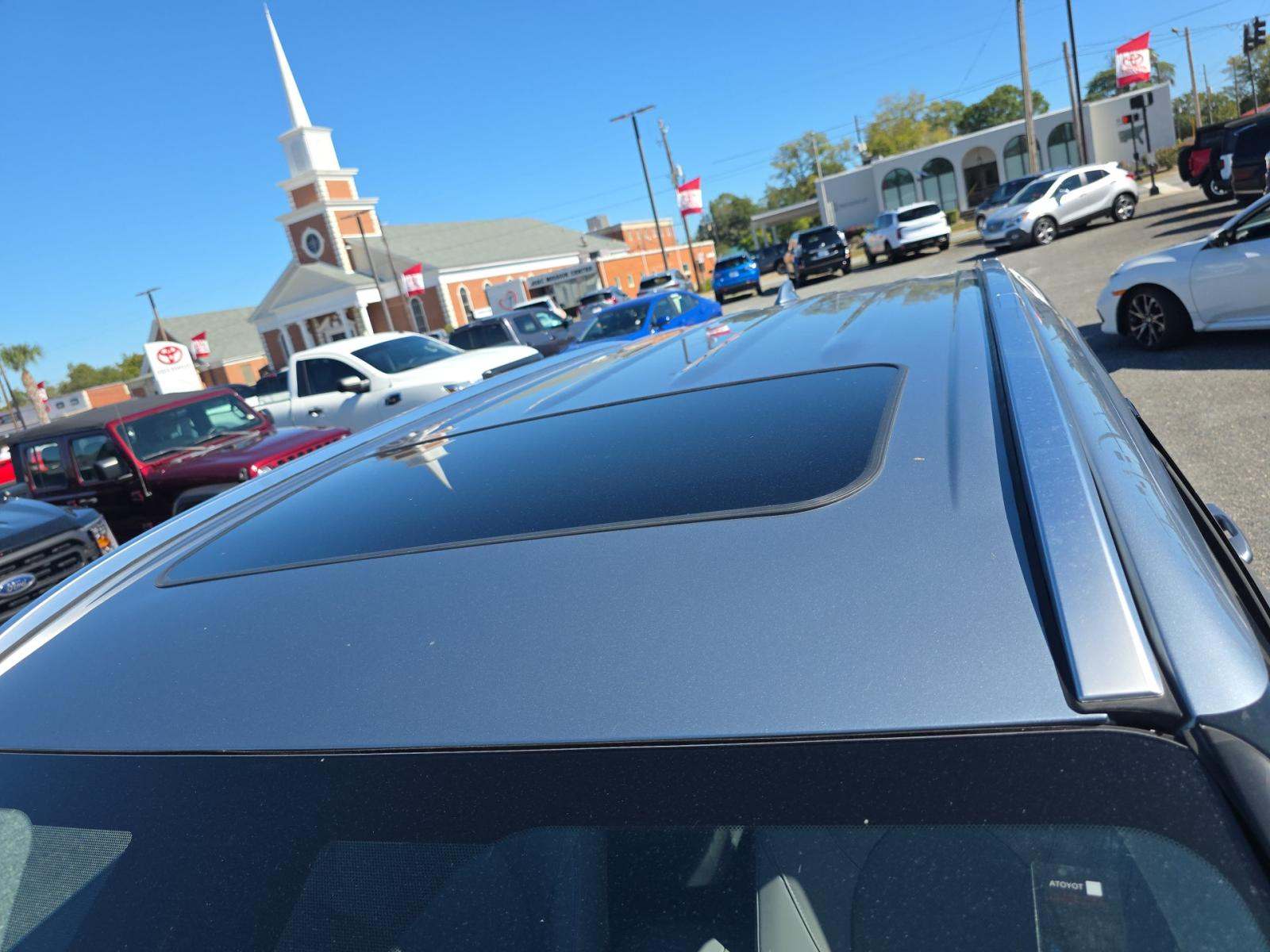 2024 Toyota Highlander Limited FWD