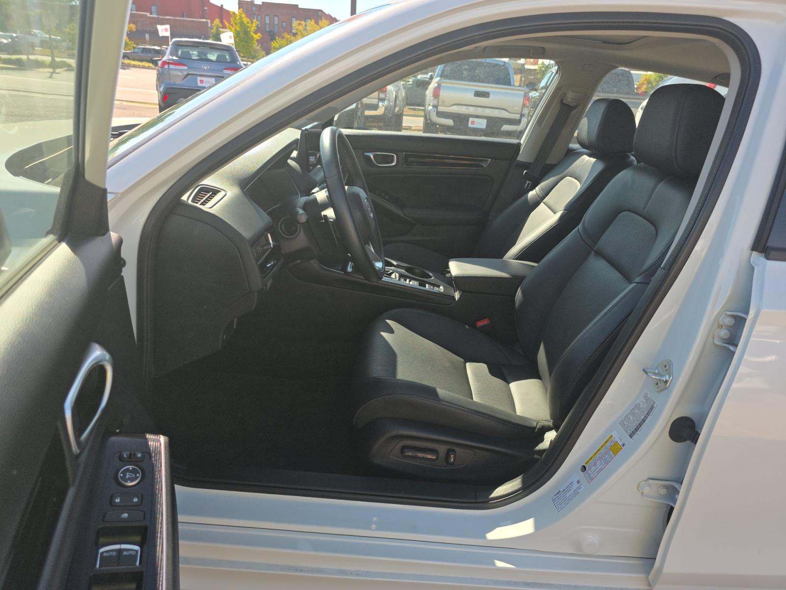 2023 Honda Civic Touring FWD