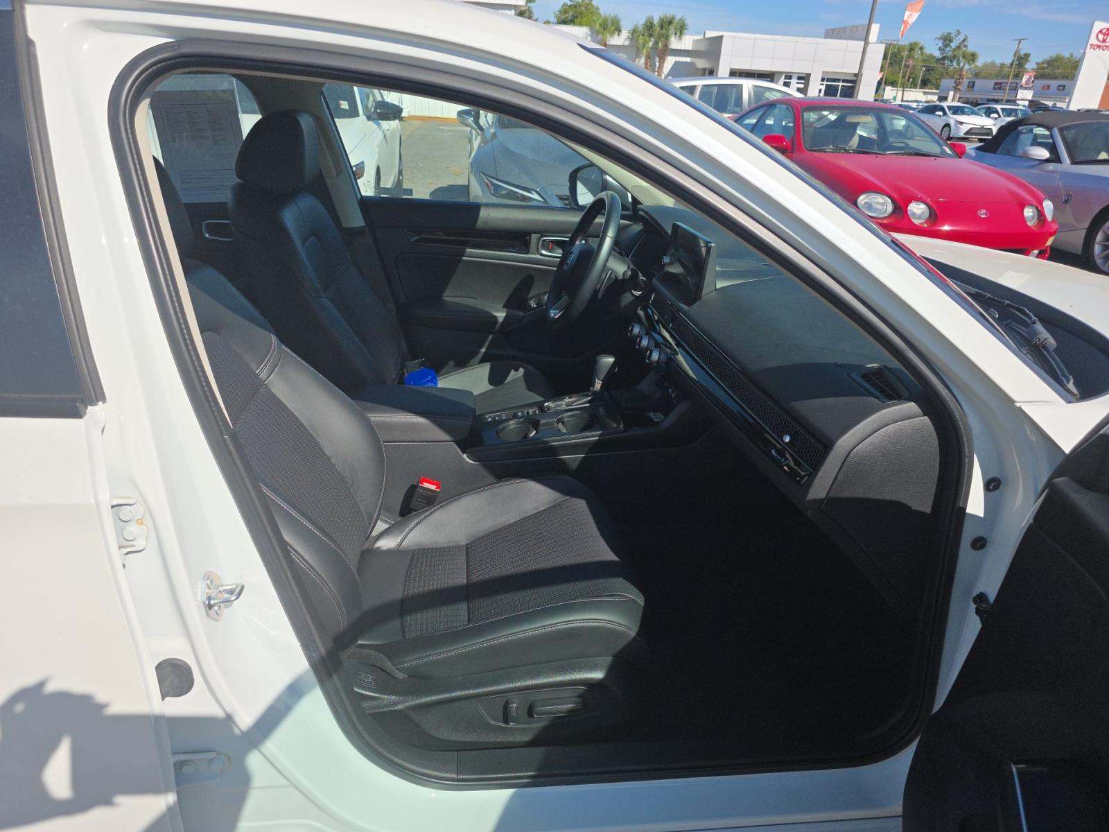 2023 Honda Civic Touring FWD