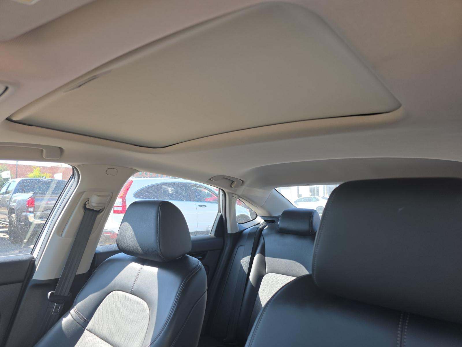 2023 Honda Civic Touring FWD