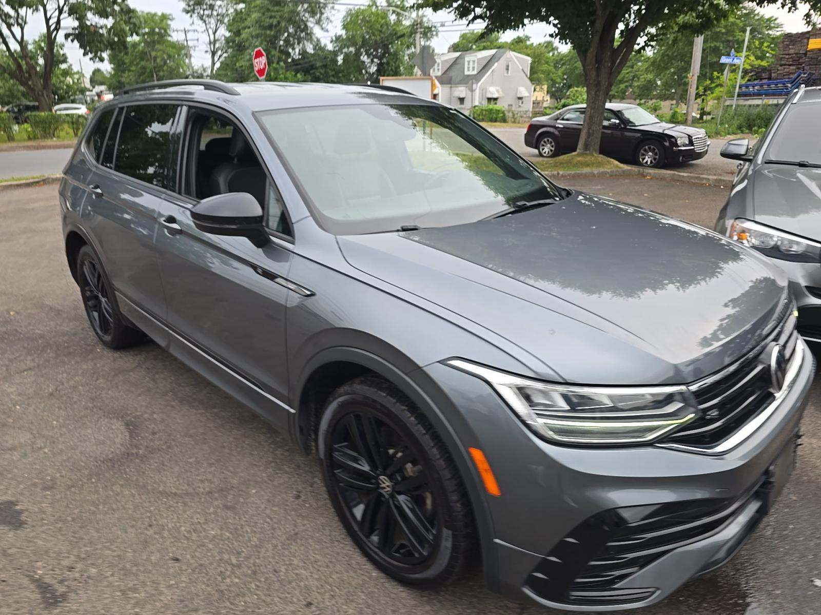 2022 Volkswagen Tiguan 2.0T SE R-Line Black FWD