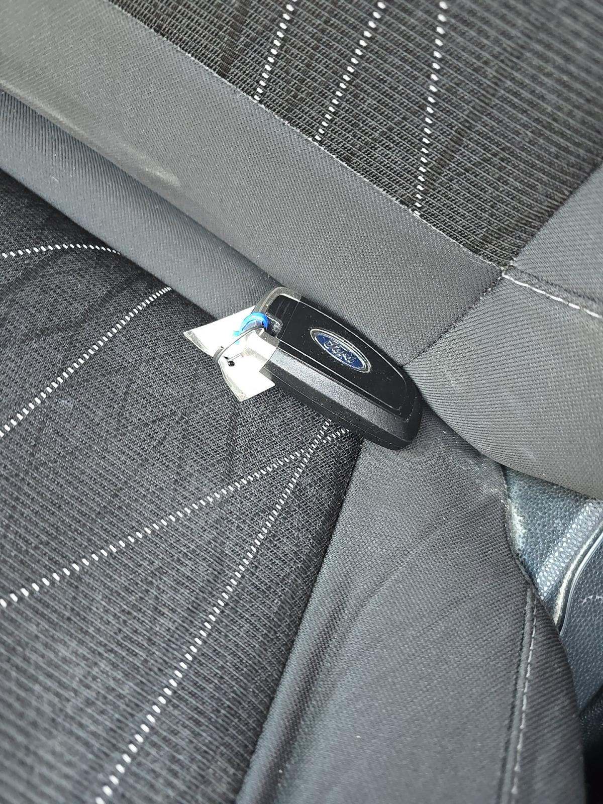 FORD ECOSPORT - 8