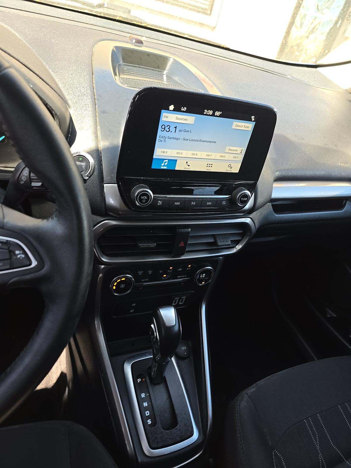 FORD ECOSPORT - 10