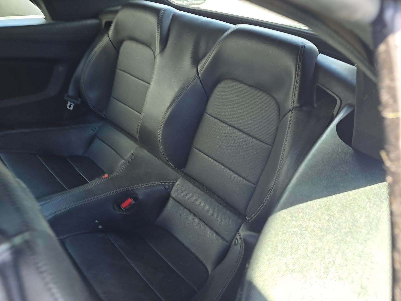 2021 Ford Mustang EcoBoost Premium RWD