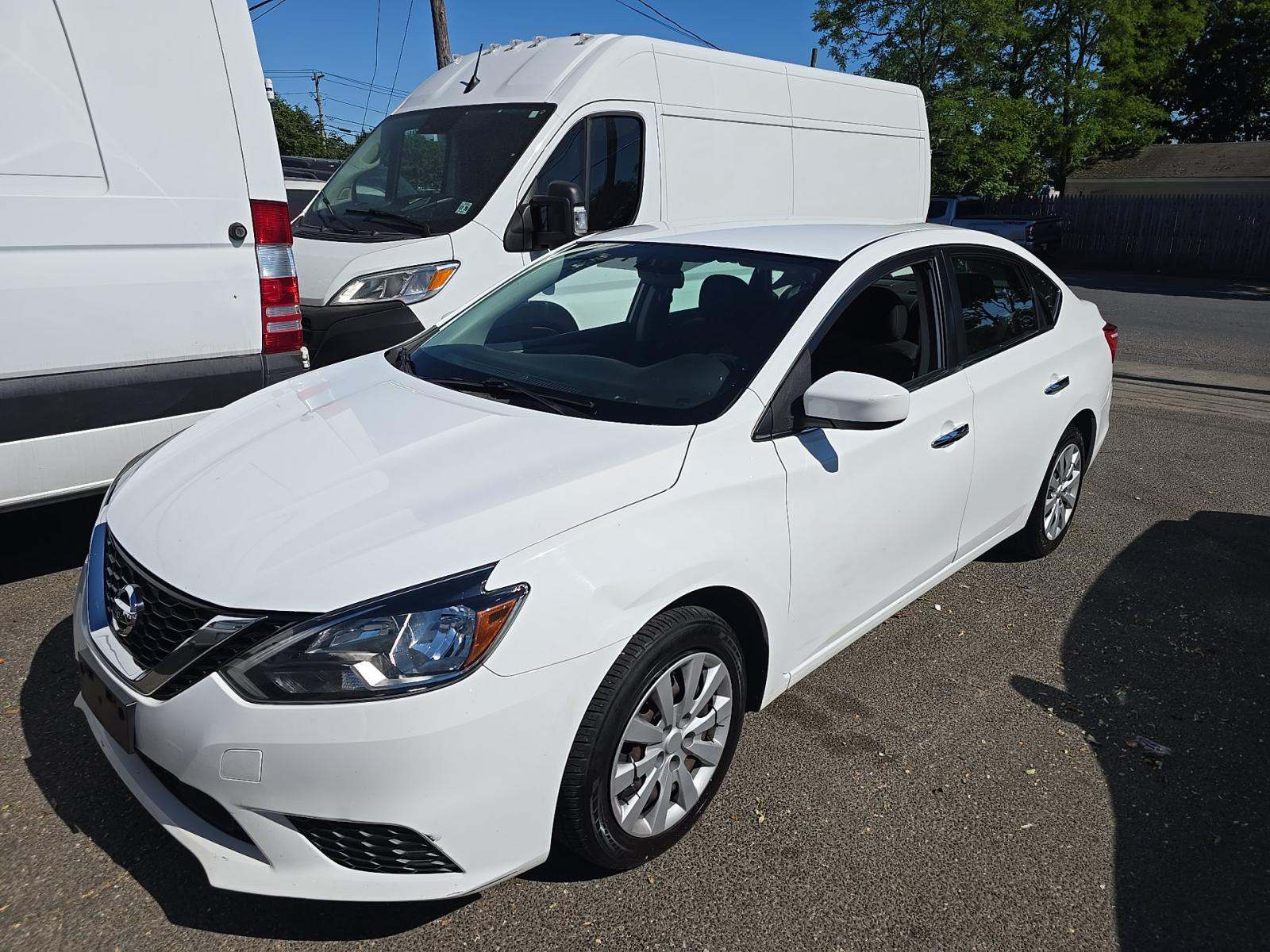 NISSAN SENTRA - 1