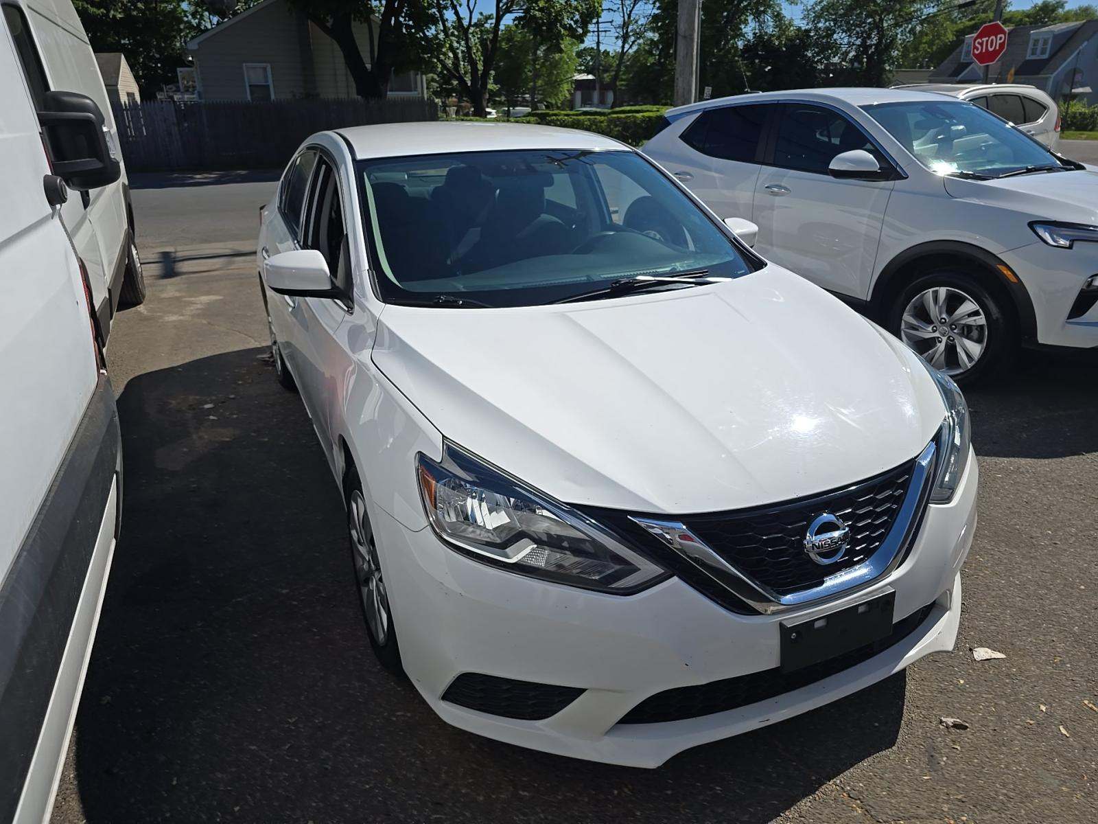 NISSAN SENTRA - 4