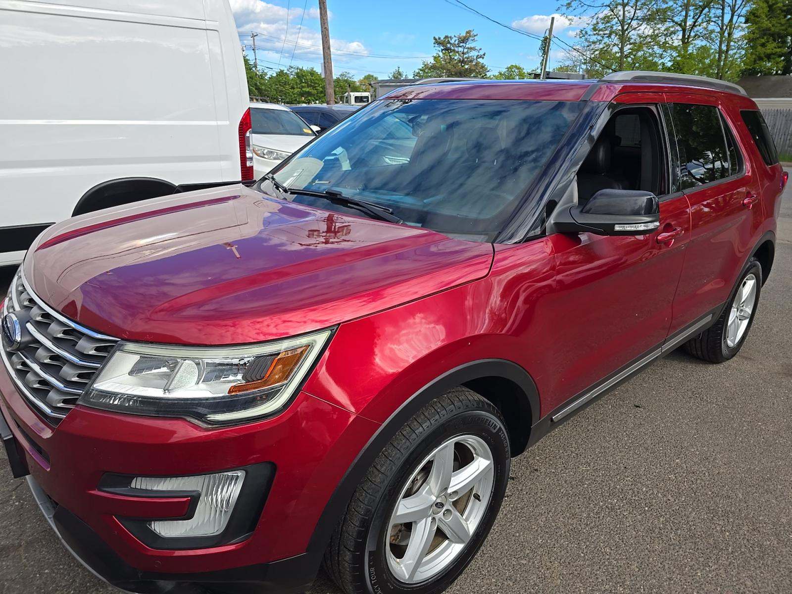 FORD EXPLORER - 1