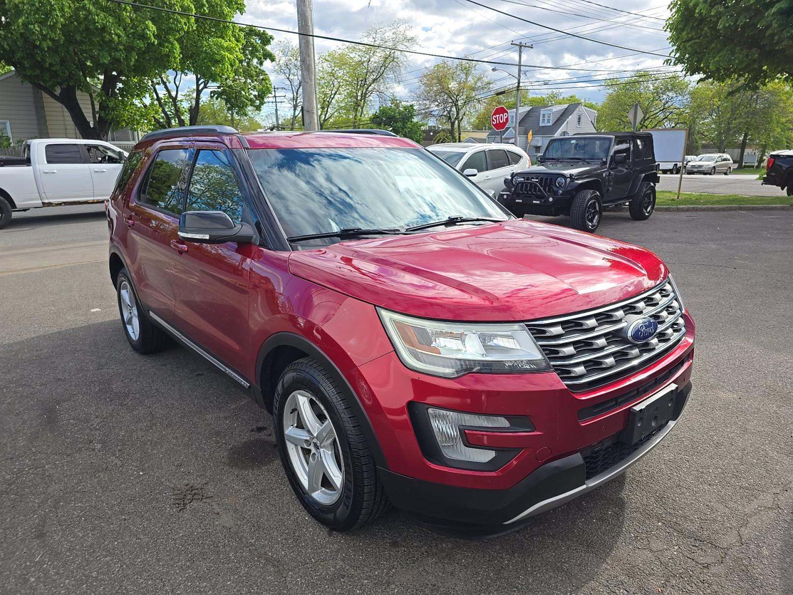 FORD EXPLORER - 4