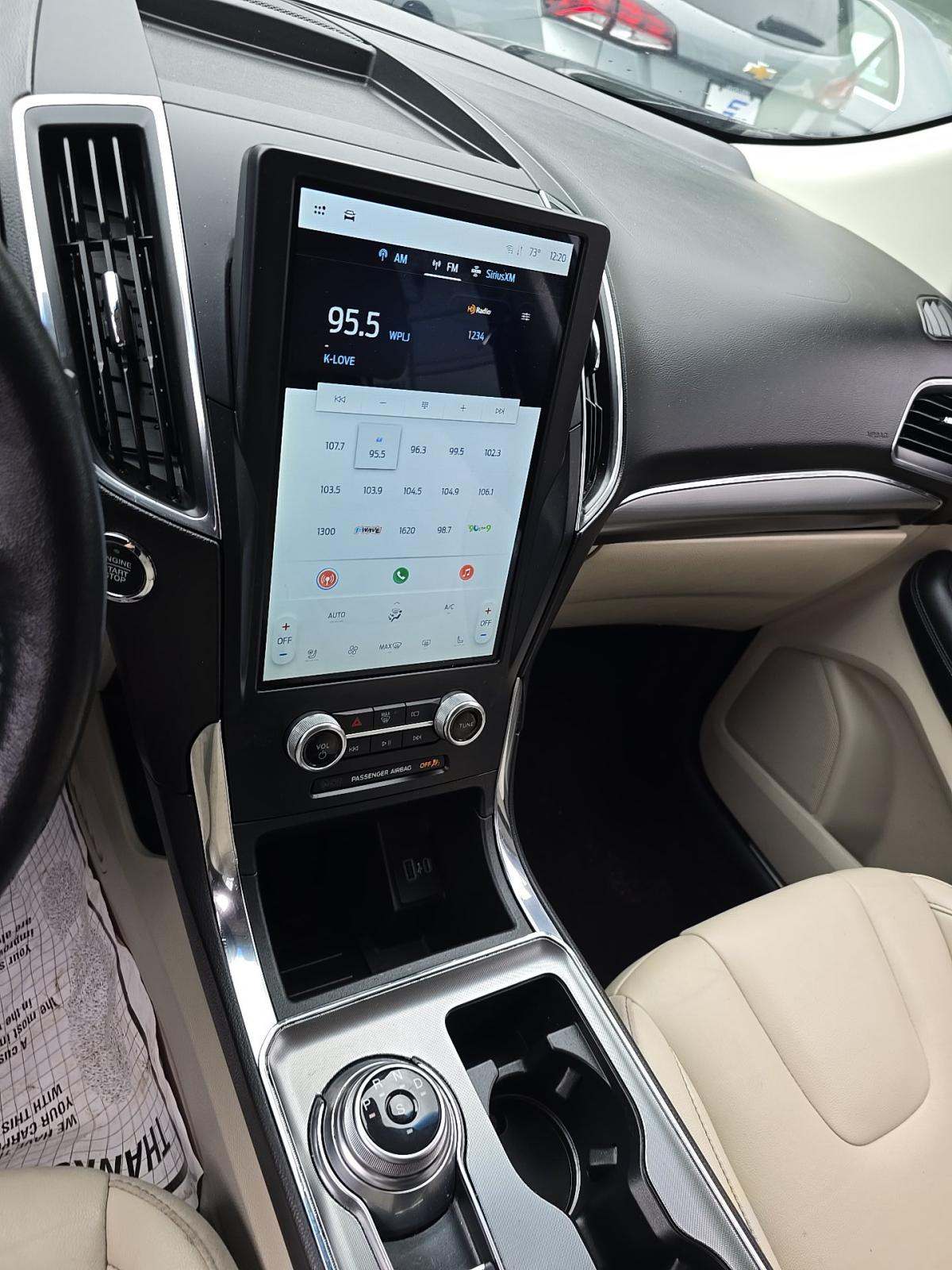 2022 Ford Edge Titanium AWD