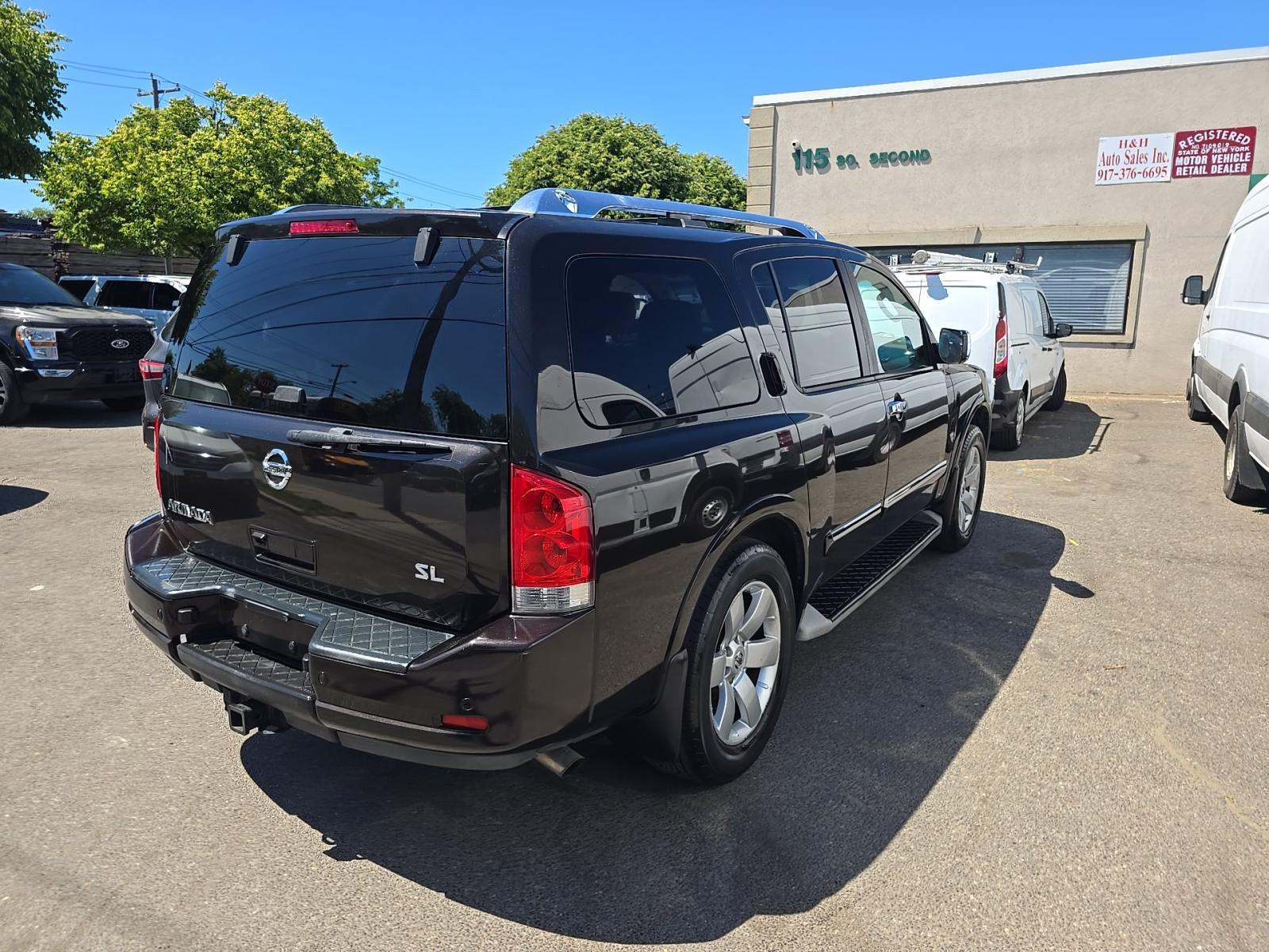 NISSAN ARMADA - 3