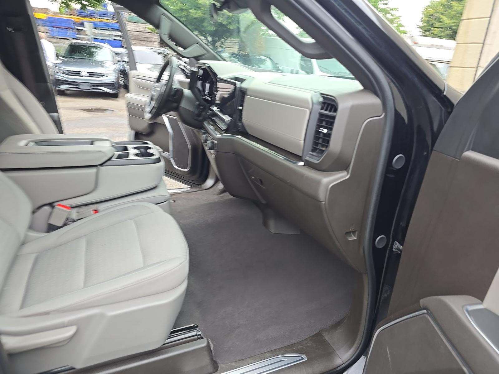 2025 Chevrolet Silverado 1500 LT AWD