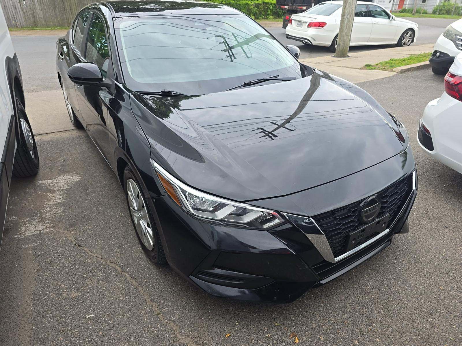 NISSAN SENTRA - 4