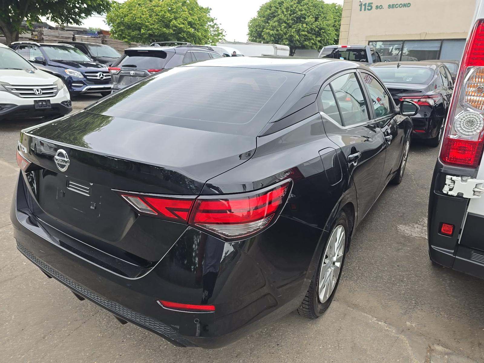 NISSAN SENTRA - 3