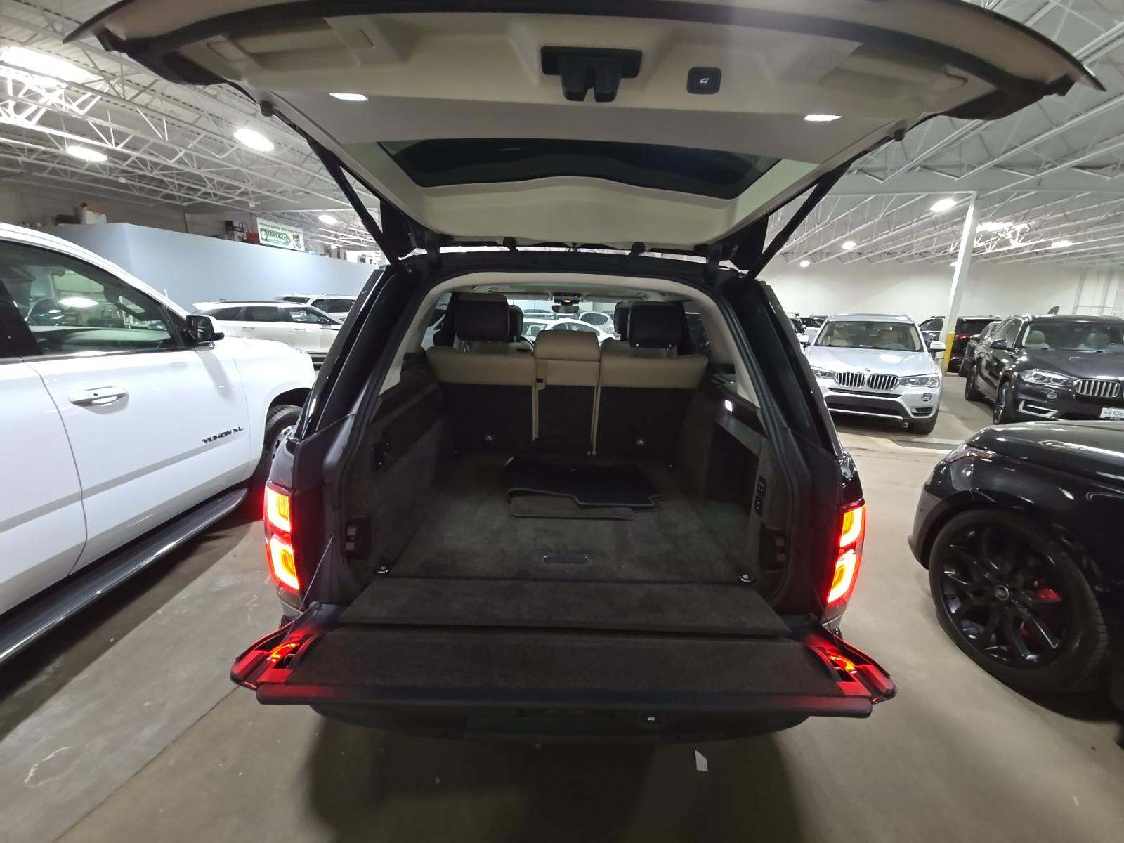 2021 Land Rover Range Rover Westminster AWD