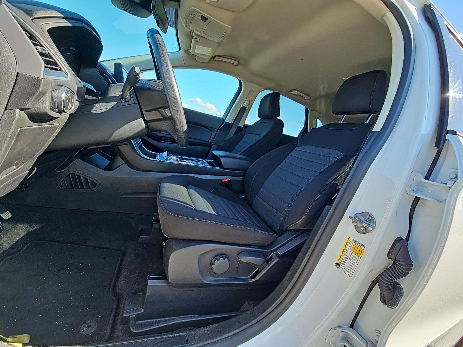 2024 Ford Edge SE AWD