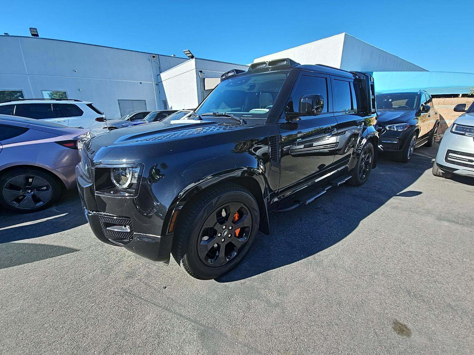 2023 Land Rover Defender 110 SE AWD