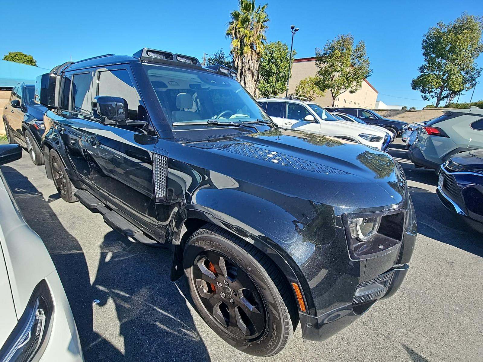 2023 Land Rover Defender 110 SE AWD