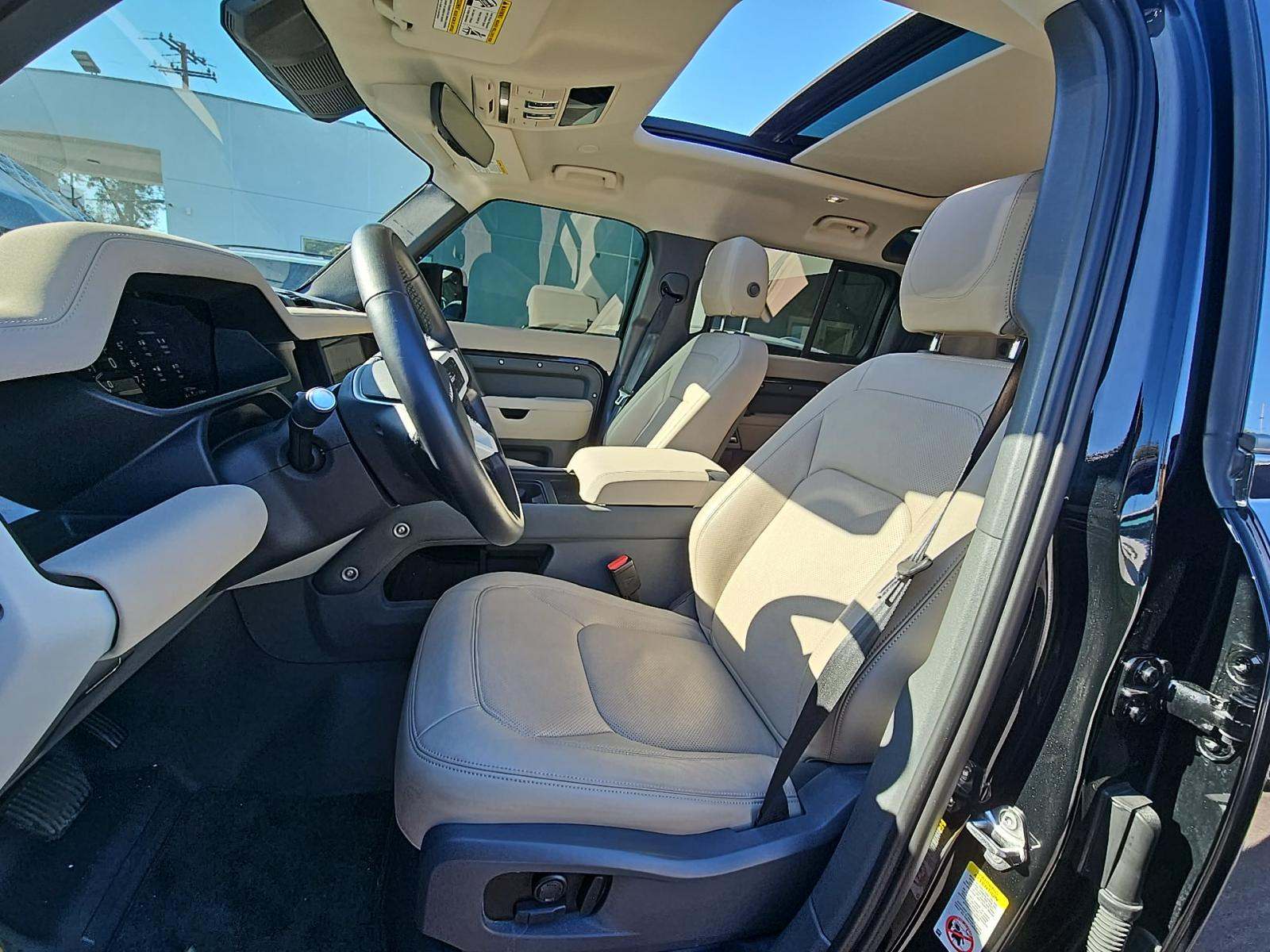 2023 Land Rover Defender 110 SE AWD