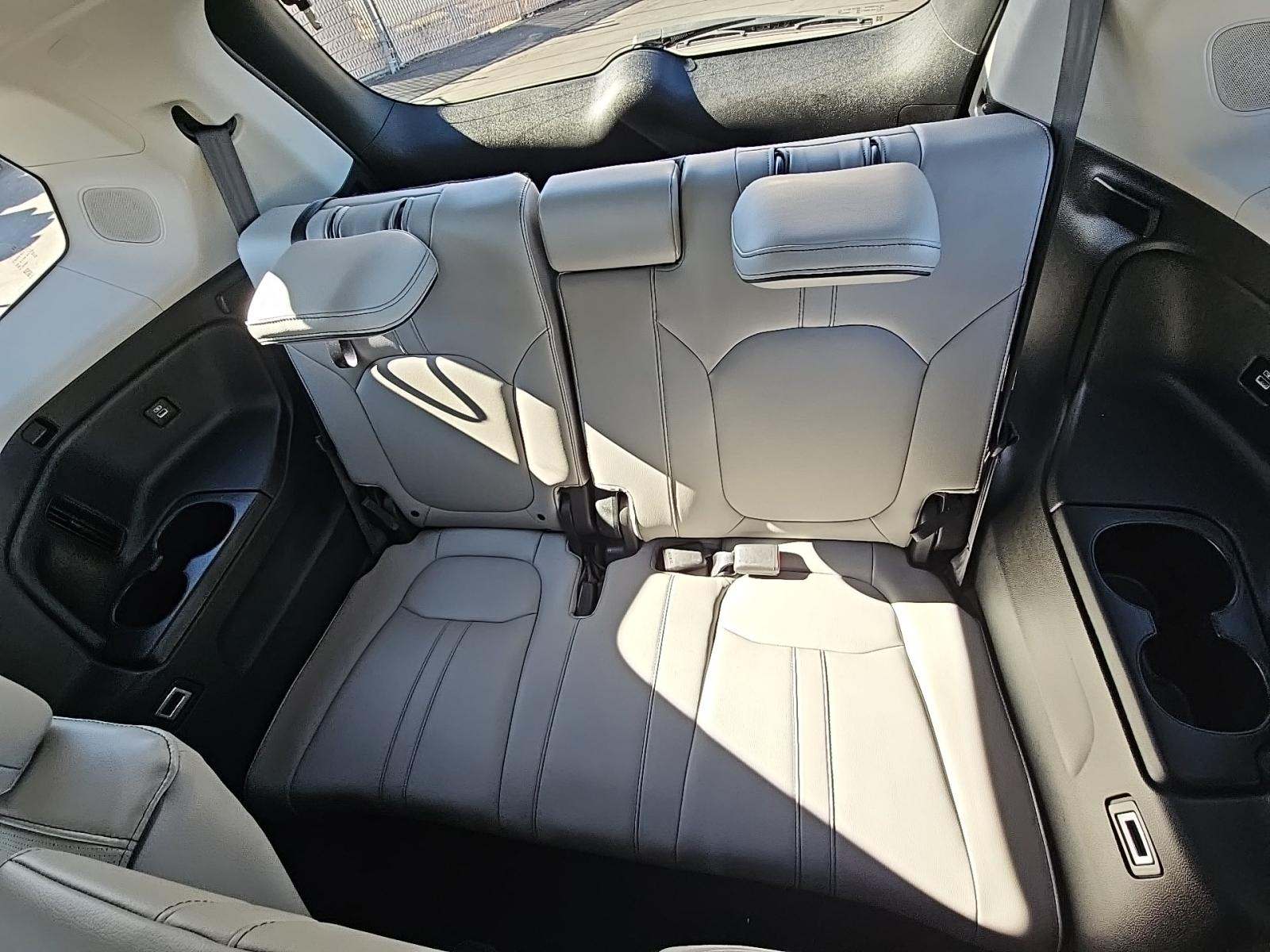 2023 Honda Pilot Elite AWD