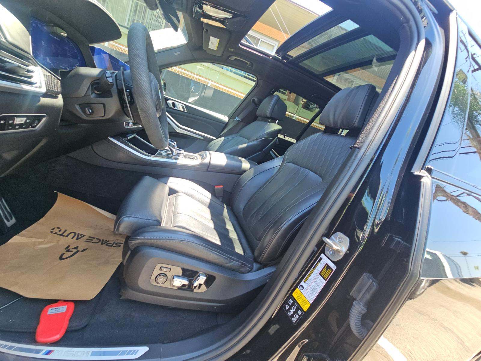 2021 BMW X5 M50i AWD