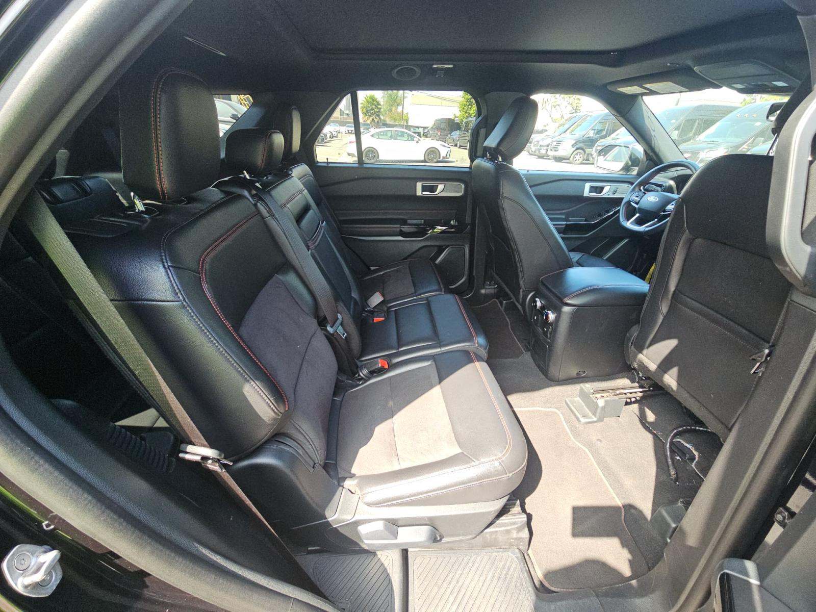 2024 Ford Explorer ST-Line AWD