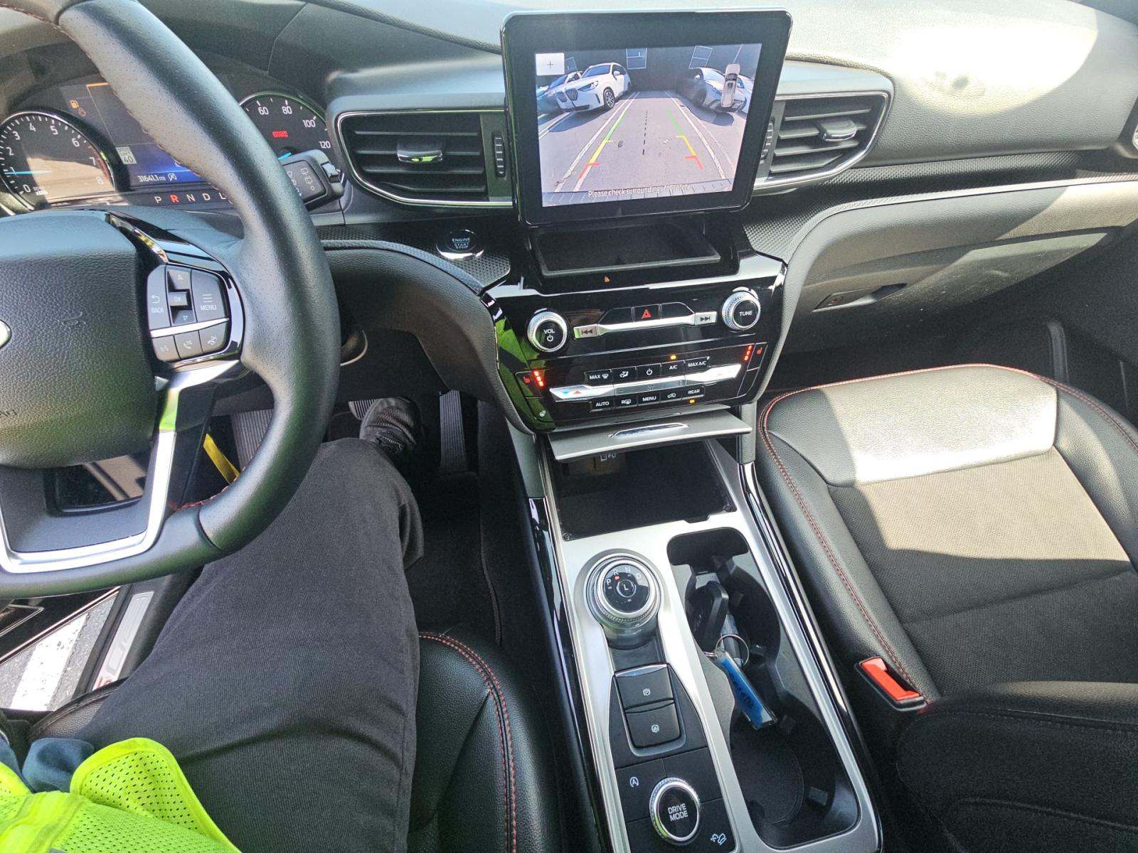 2024 Ford Explorer ST-Line AWD