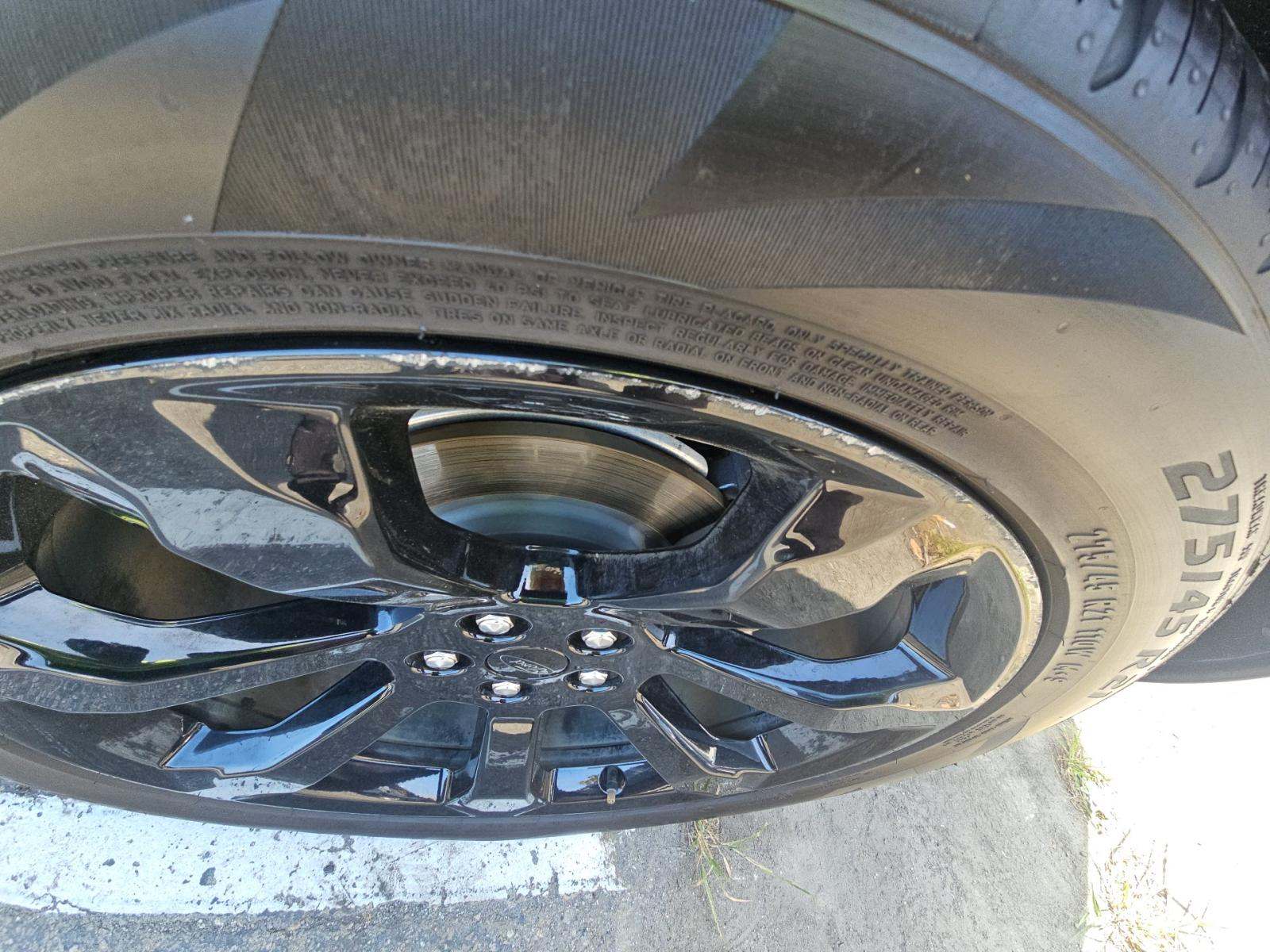 2024 Ford Explorer ST-Line AWD