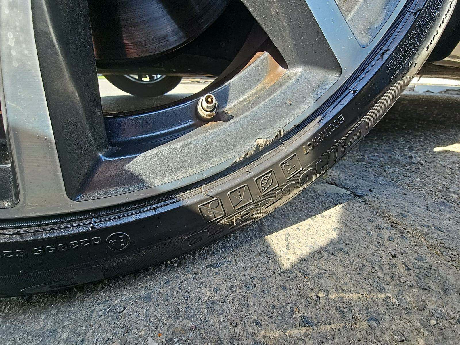 2018 BMW 2 Series 230i RWD