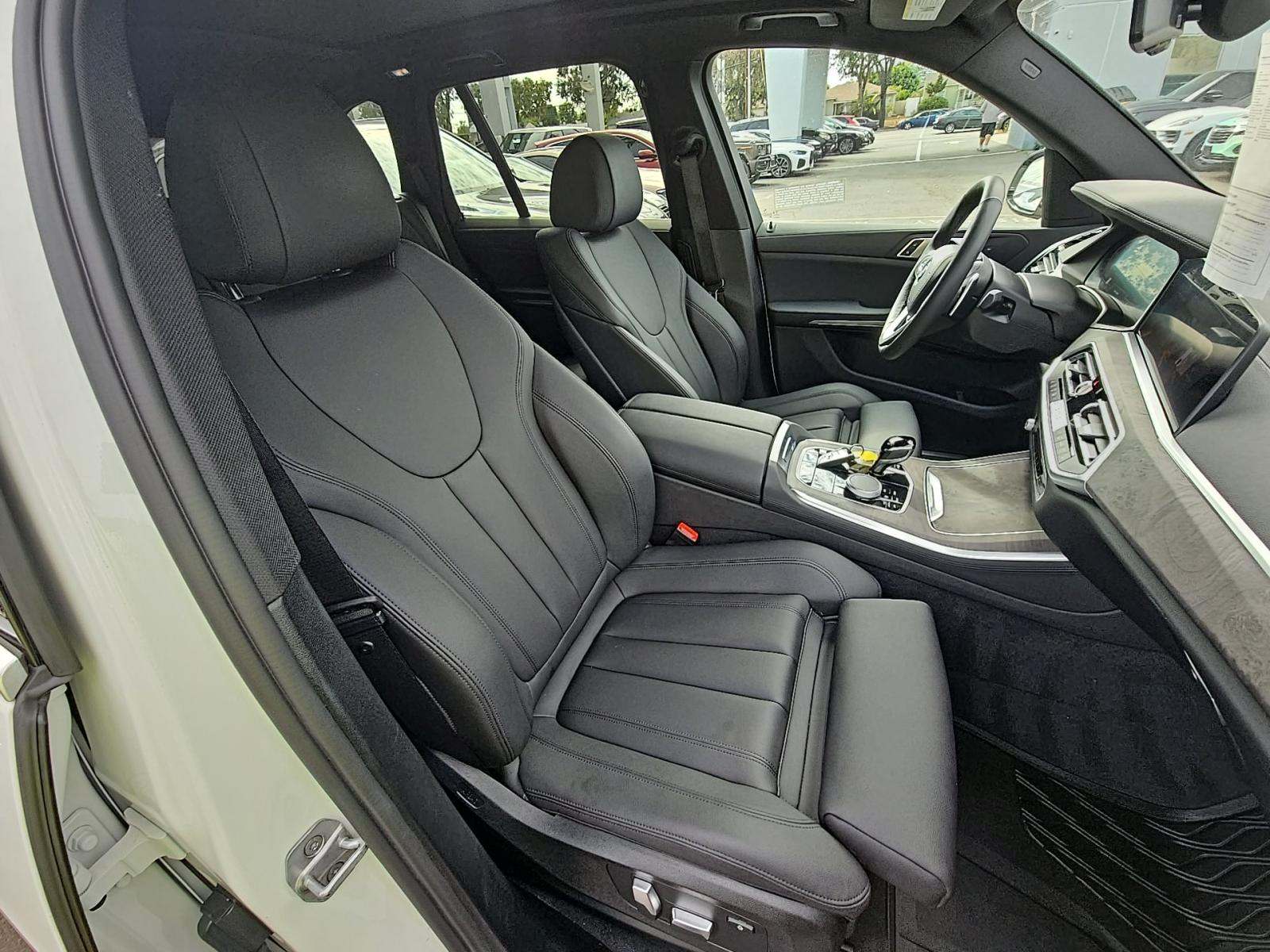 2022 BMW X5 xDrive40i AWD