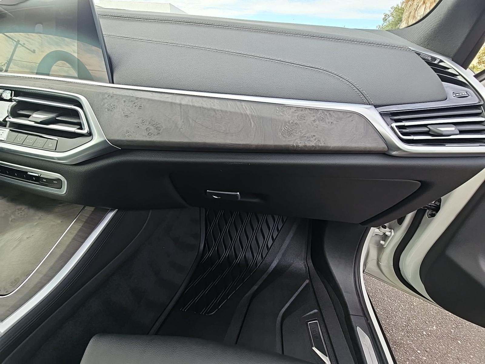 2022 BMW X5 xDrive40i AWD