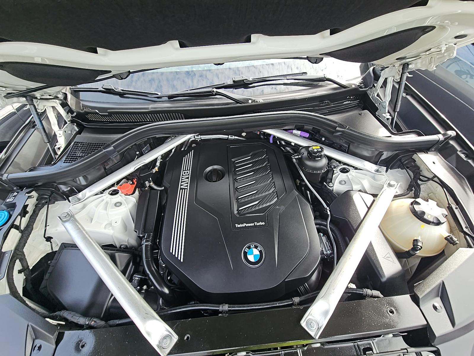 2022 BMW X5 xDrive40i AWD