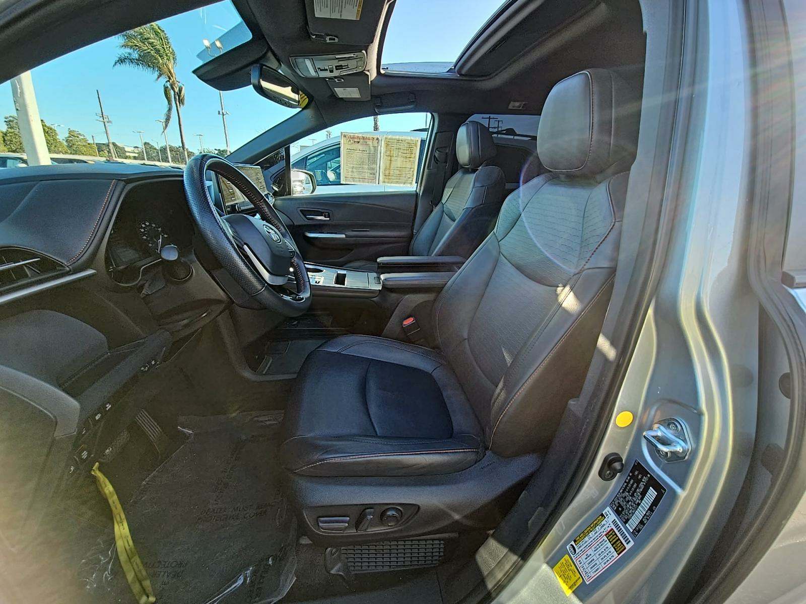 2021 Toyota Sienna XSE FWD