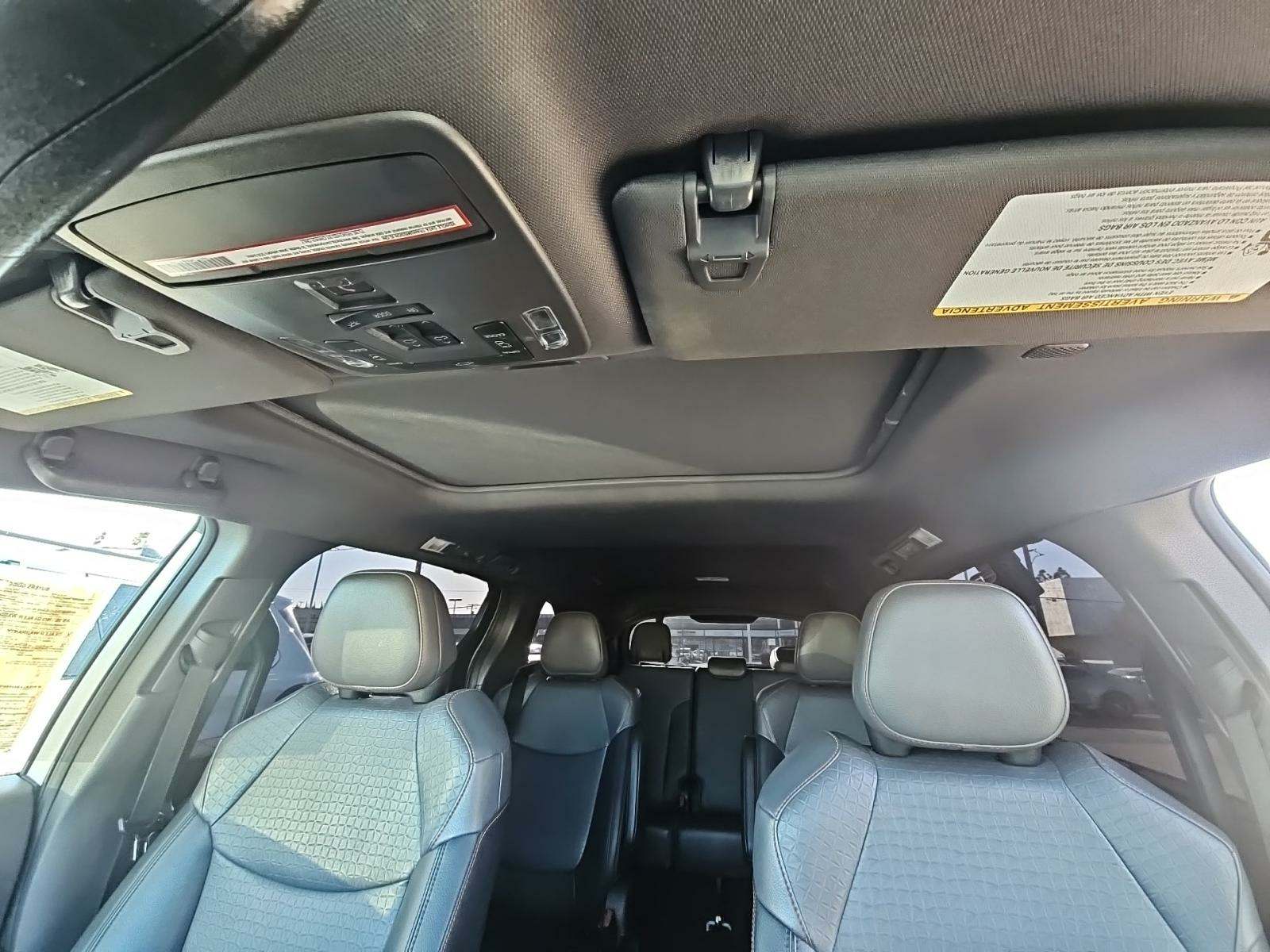 2021 Toyota Sienna XSE FWD