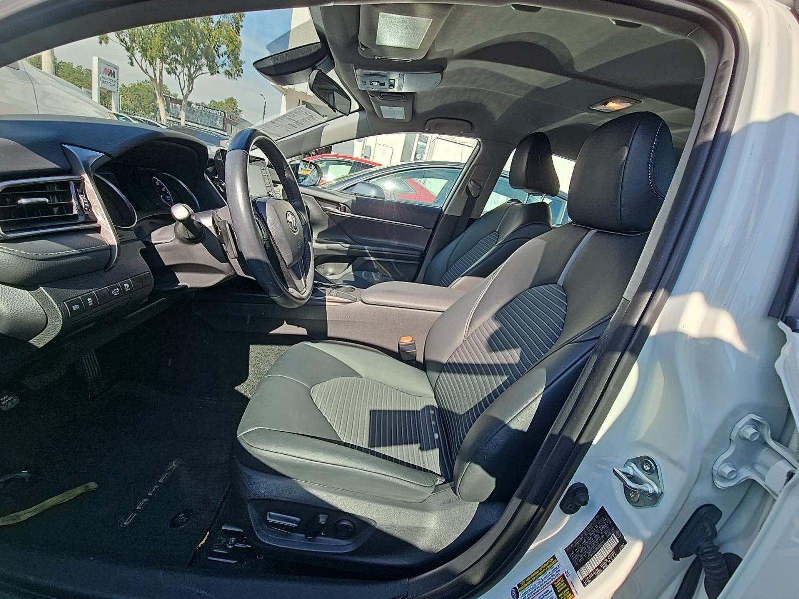 2022 Toyota Camry SE Nightshade FWD