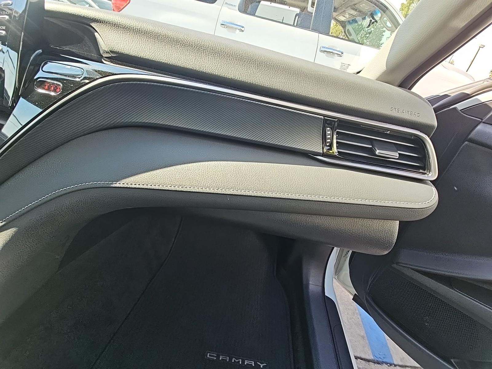 2022 Toyota Camry SE Nightshade FWD