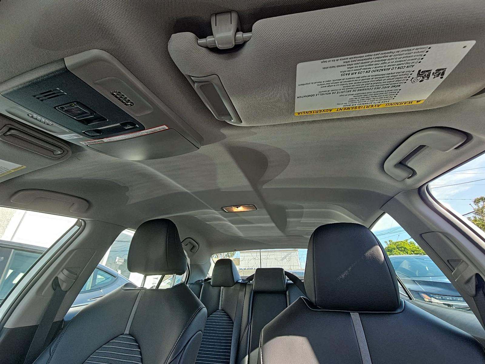 2022 Toyota Camry SE Nightshade FWD