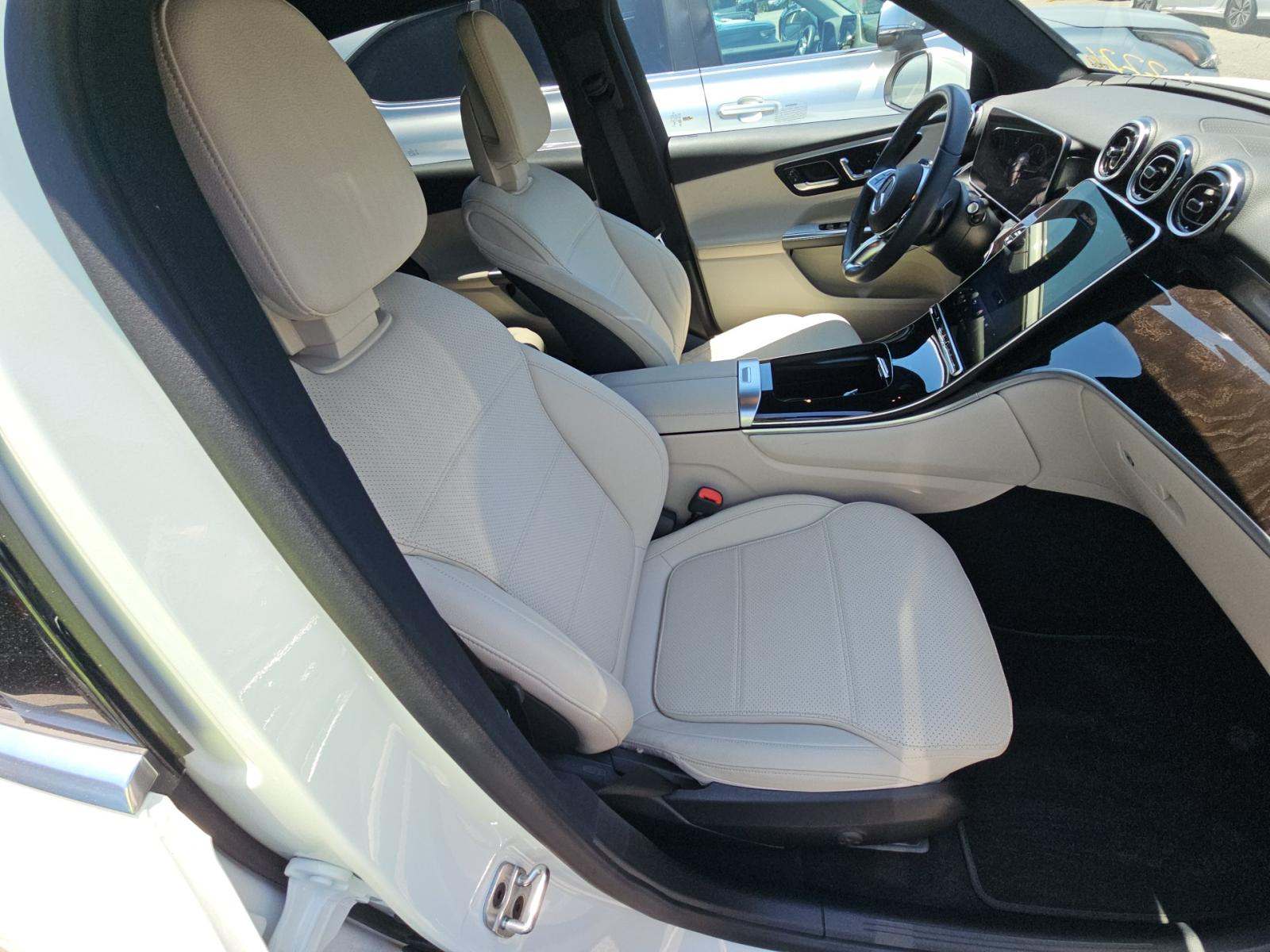 2026 Mercedes-Benz GLC GLC 300 RWD