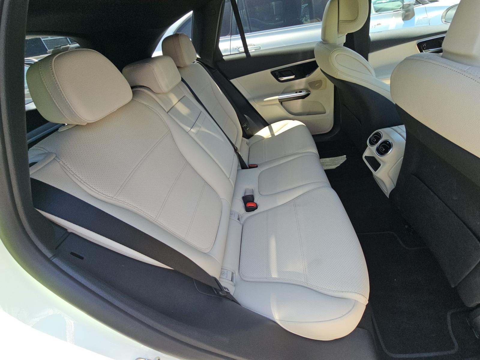 2026 Mercedes-Benz GLC GLC 300 RWD